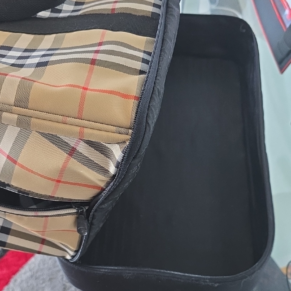 Burberry Tan and Black Checkered Travel Bag With Bottom Luggage Compartment - Picture 2 of 4